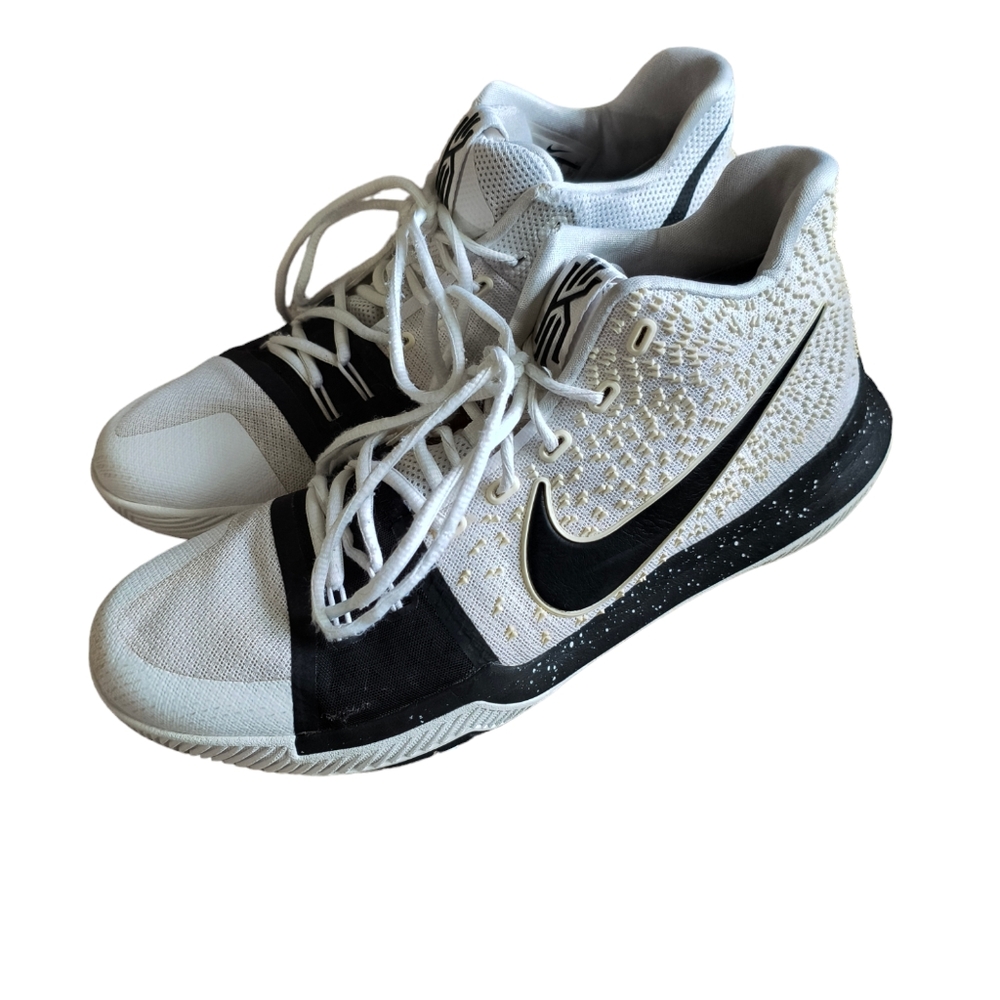 Nike 2017 Kyrie 3 'Cookies and Cream' Size: 12 Men's Shoes Basketball